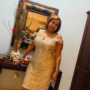 Meet your Posher, Ivelisse